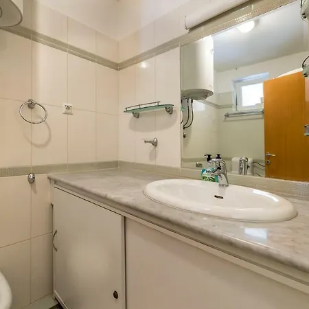 Nada Apartment *
